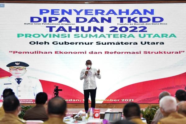 Gubernur Serahkan DIPA dan TKDD 2022 Provinsi Sumut Sampaikan Target Bersama Infrastruktur, Pertumbuhan Ekonomi dan Pertanian
